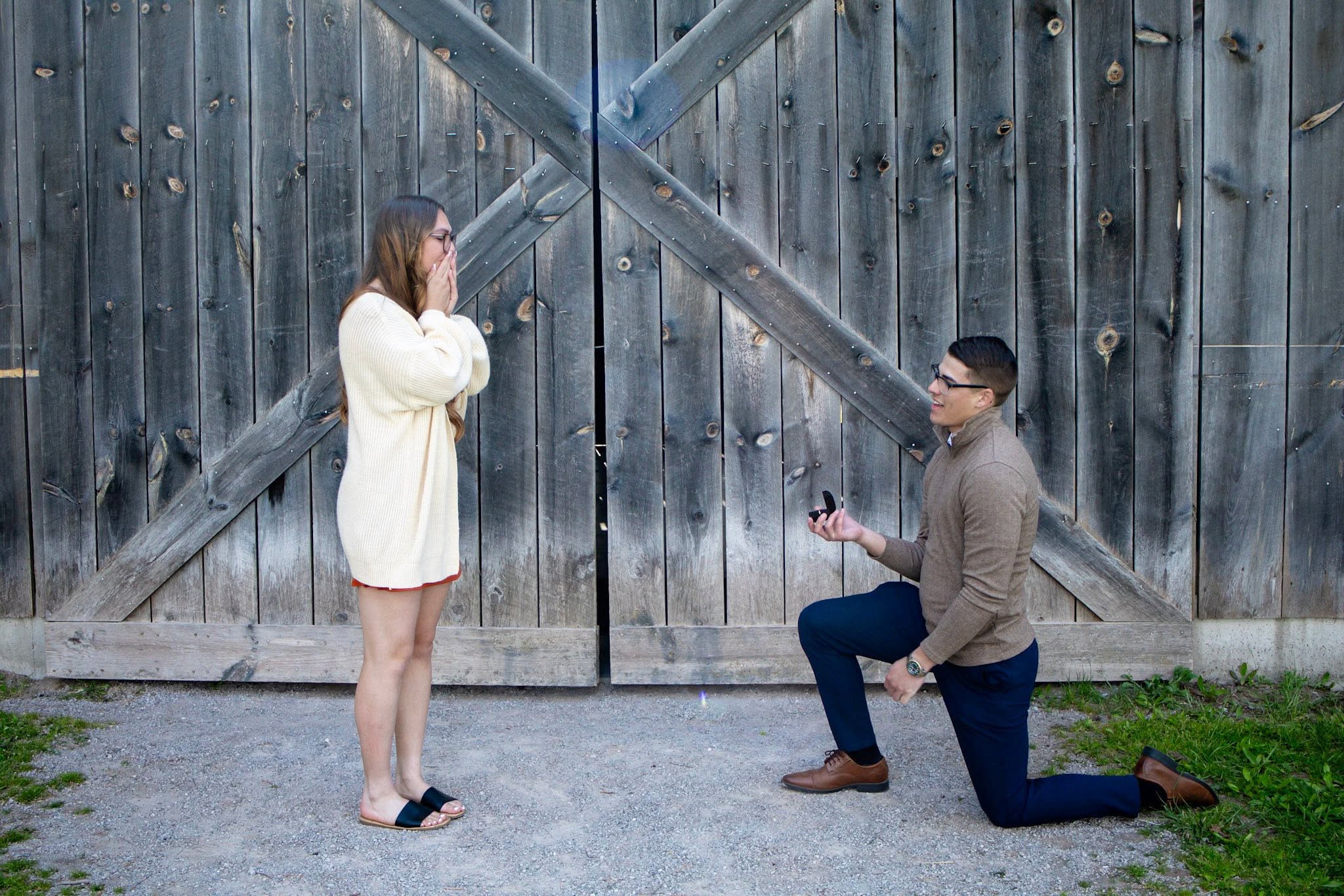 Maternity portrait in soft outdoor light